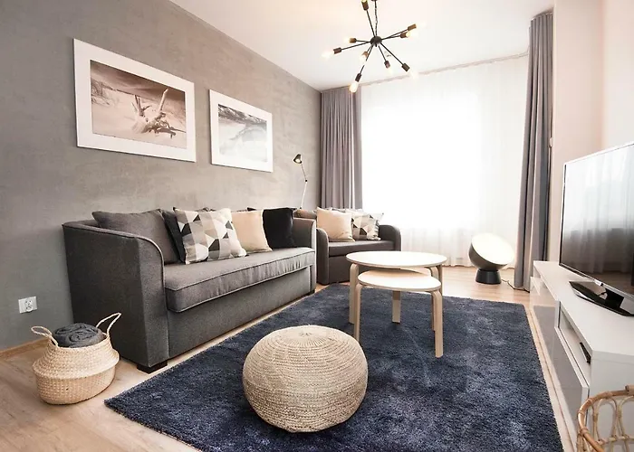 Lato Polanki Park Z Miejscem Parkingowym * Kołobrzeg